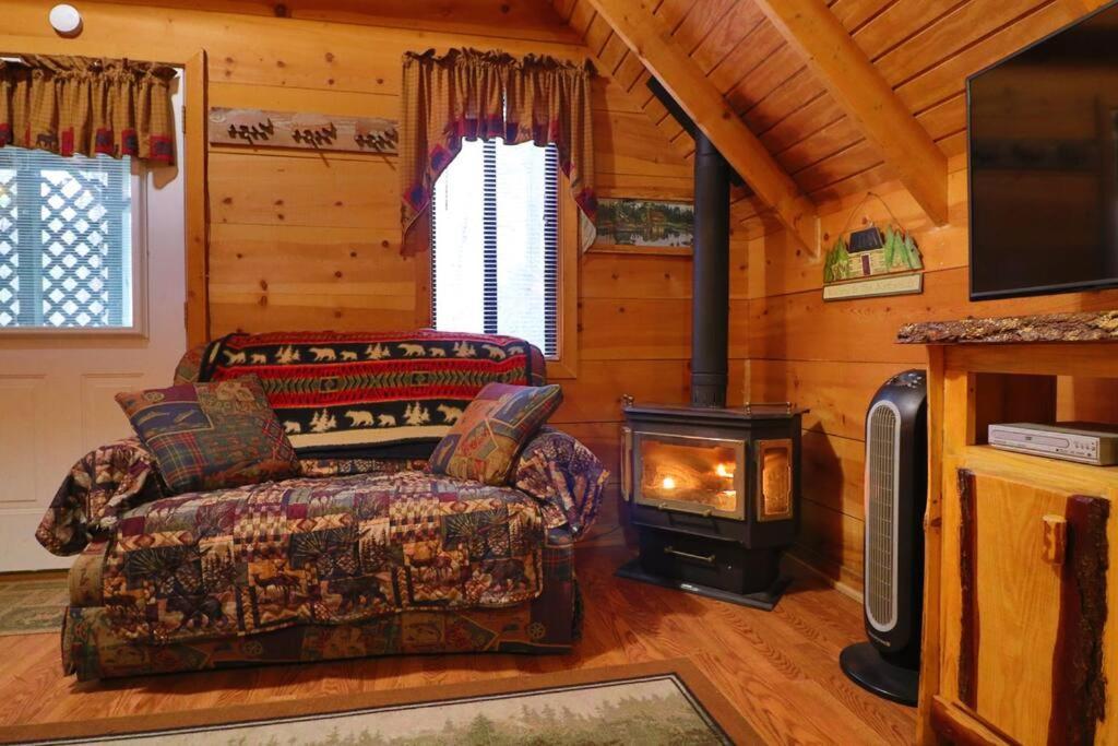 Cute Updated Mountain Cabin Fireplace #3 Helen Dış mekan fotoğraf